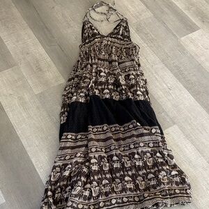 Elegant Black and Brown Maxi Dress